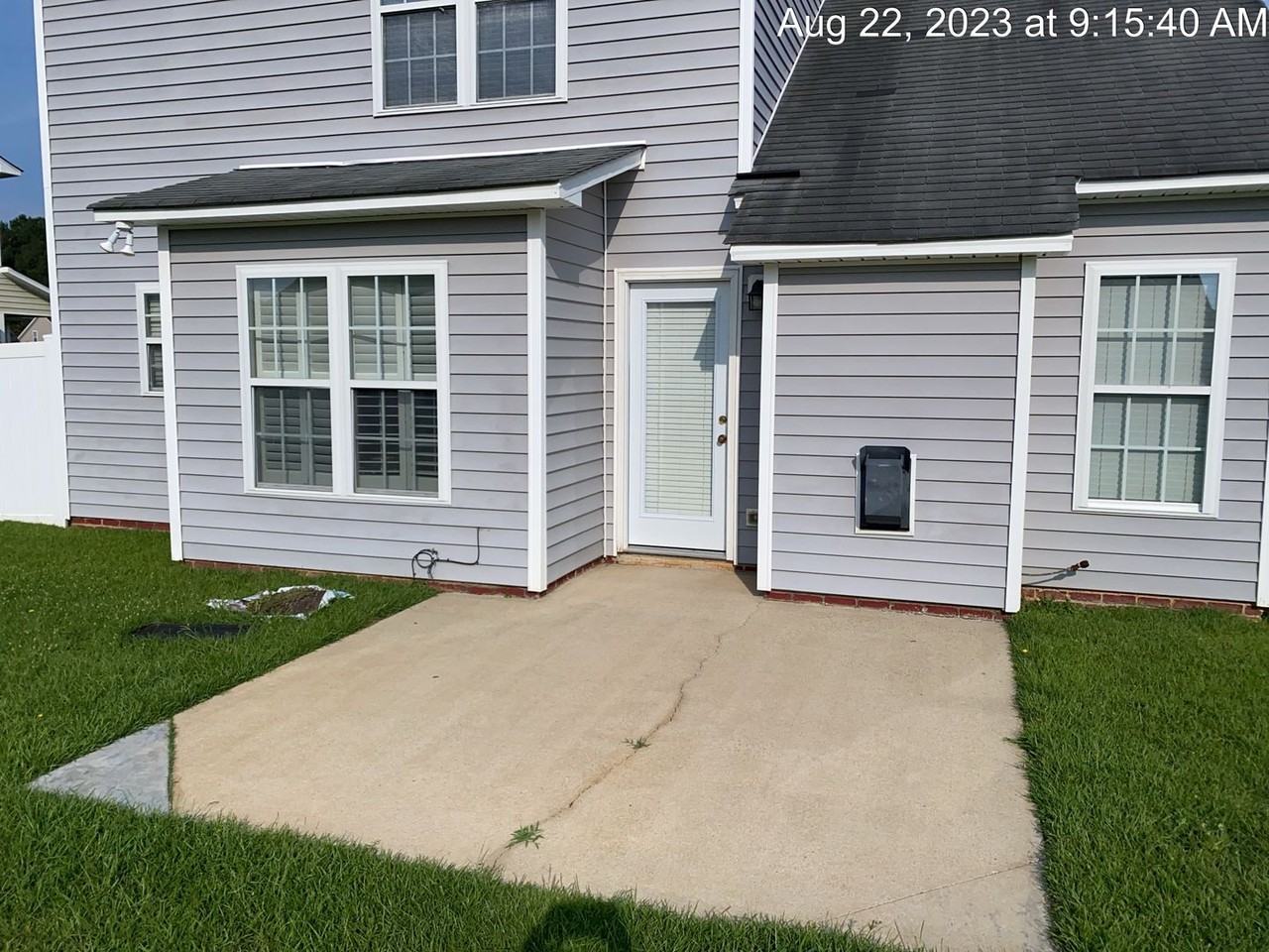 299 Ranier Dr - Photo 3 of 33