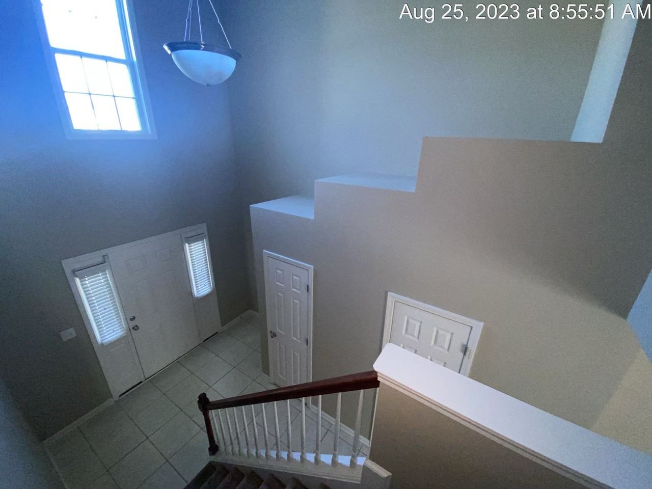 299 Ranier Dr - Photo 5 of 33