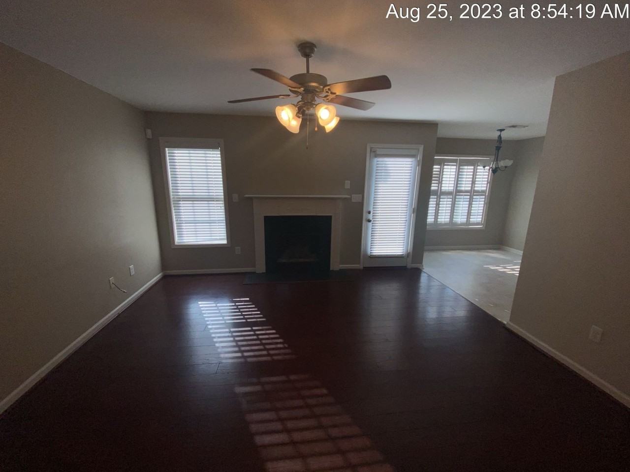 299 Ranier Dr - Photo 6 of 33