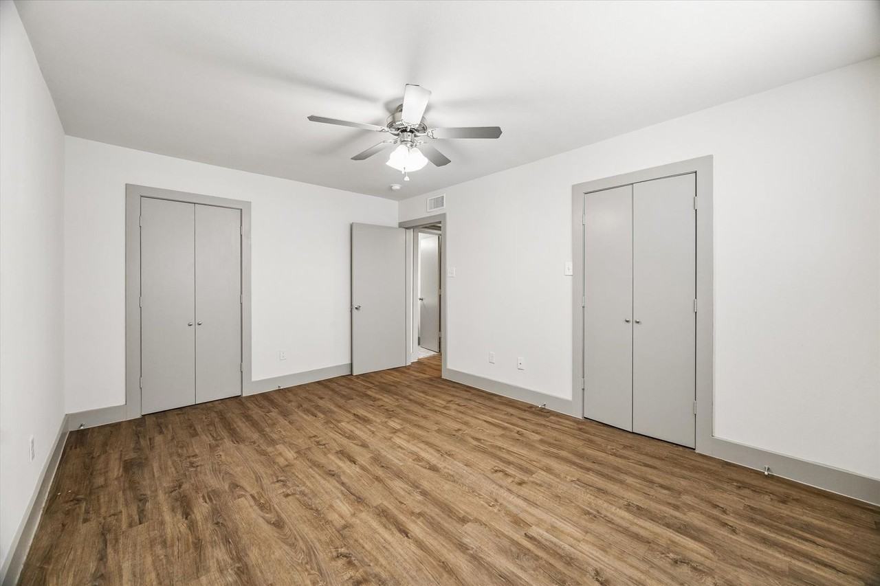 4300 Rosslyn - Photo 7 of 20