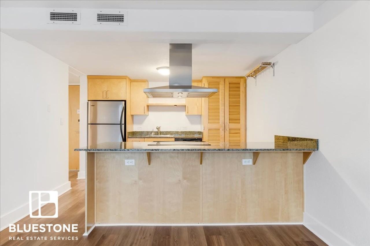255 255 SW Harrison - 25A #25A - Photo 4 of 22