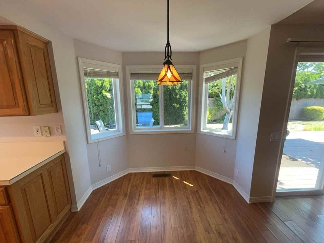 7168 Lawnridge St Ne - Photo 4 of 21