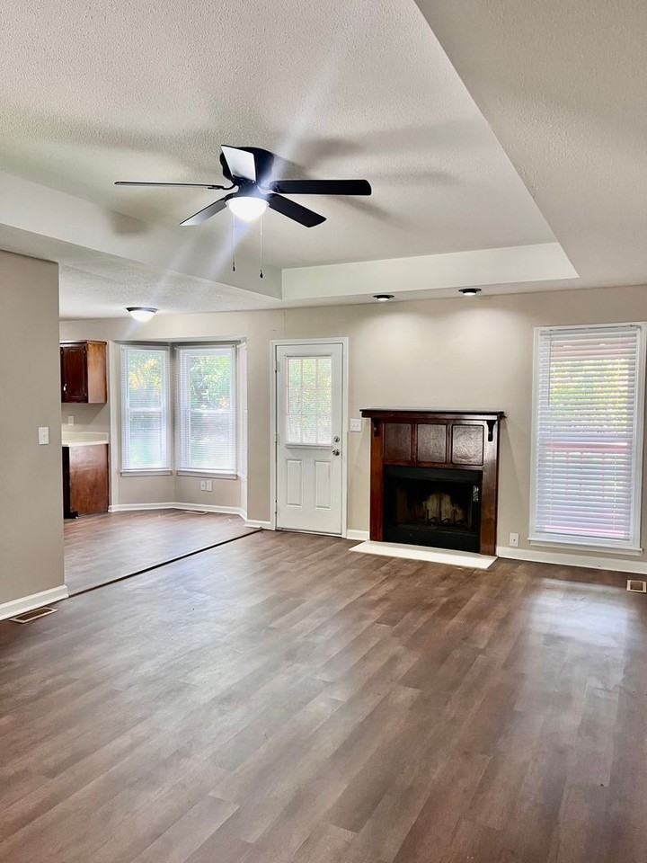 3200 S Senseney Cir - Photo 3 of 15