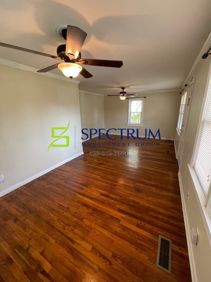 506 Phillips St - Photo 2 of 16