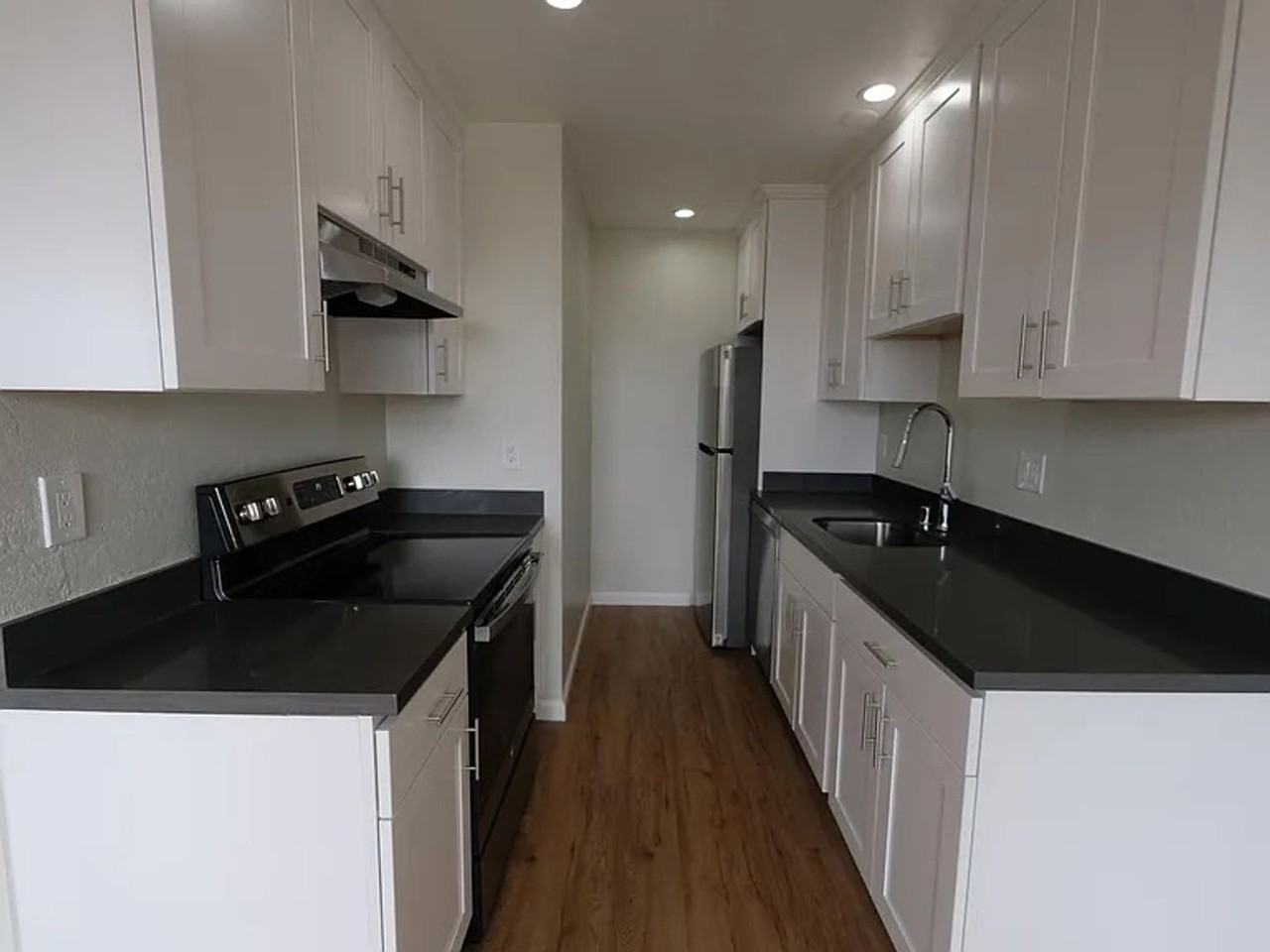360 Talbot Ave #15 - Photo 4 of 9