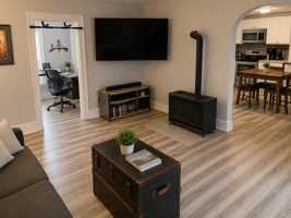 featured image of 946 Sigsbee St Se