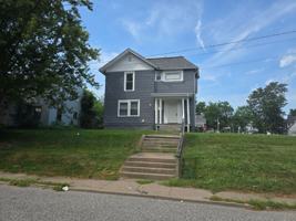 featured image of 1708 Grand Ave