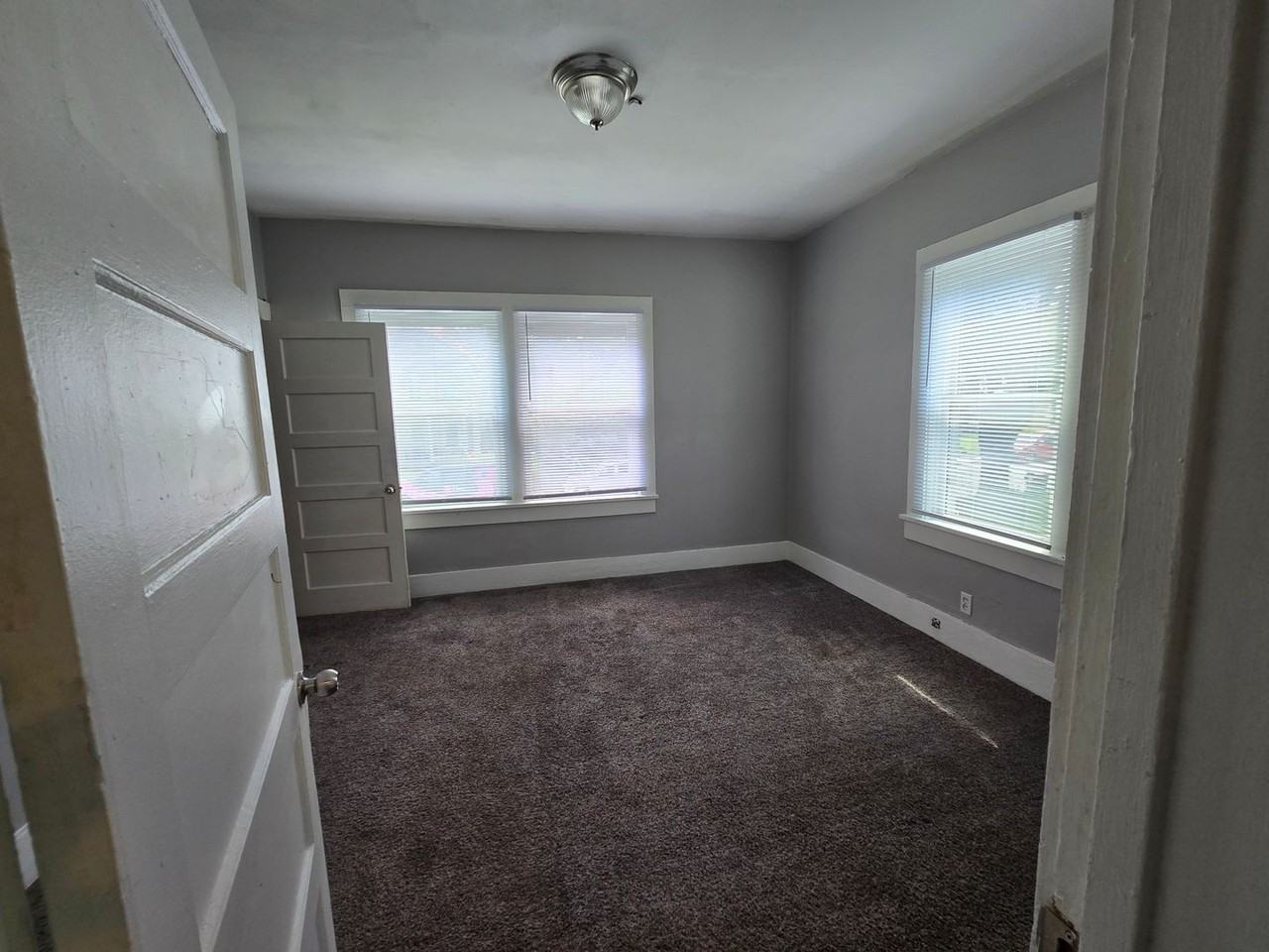 1708 Grand Ave - Photo 6 of 11