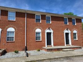 featured image of 102 Barnes Ln