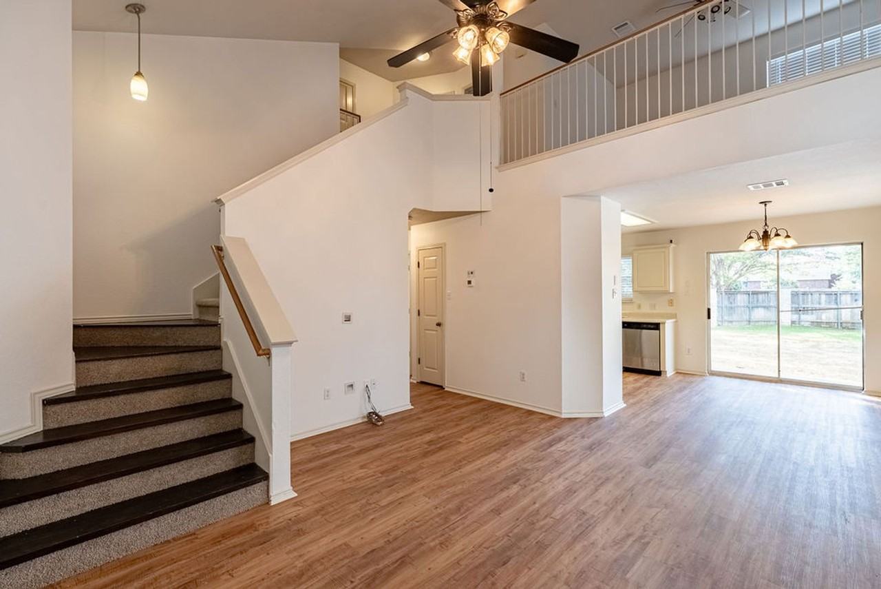 13505 Dulles Ave - Photo 4 of 22
