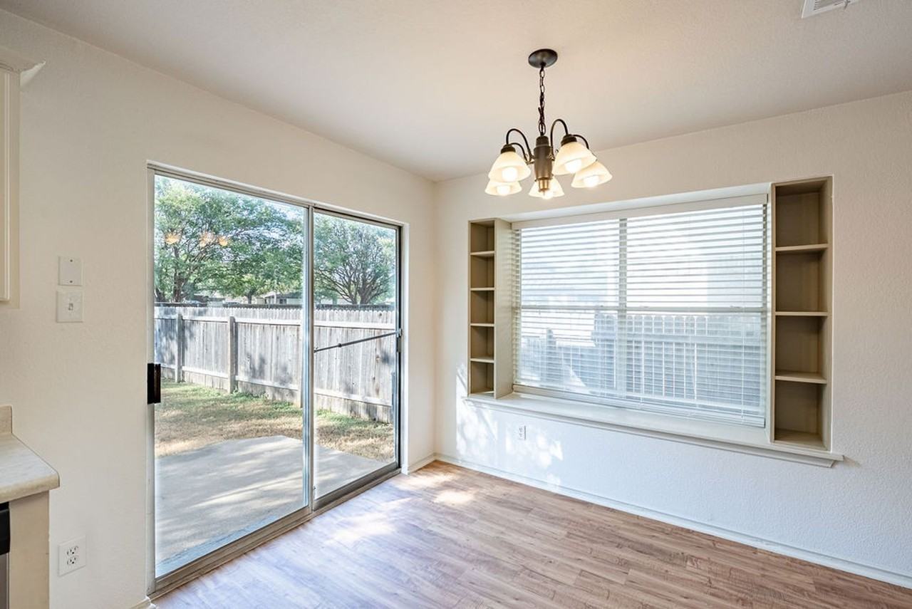 13505 Dulles Ave - Photo 6 of 22