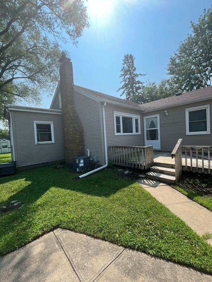 5501 University Ave - Photo 2 of 10