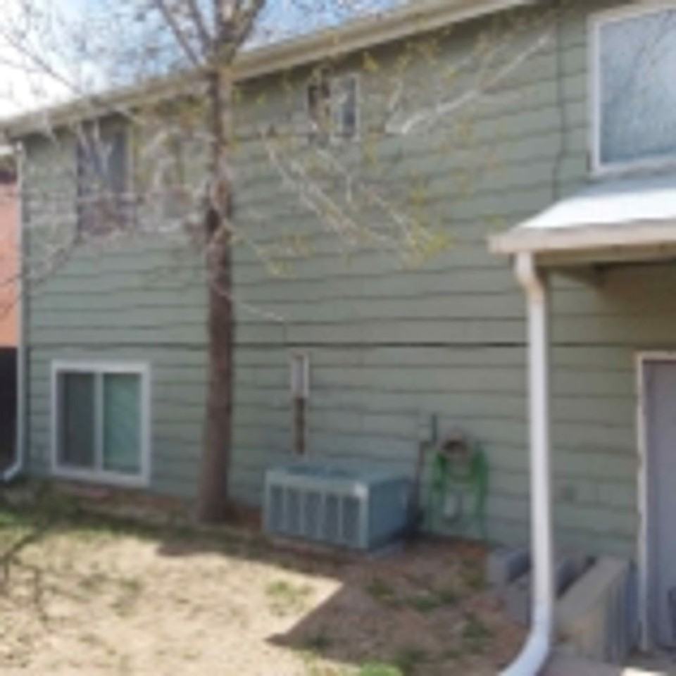 8313 Peakview Dr - Photo 2 of 2
