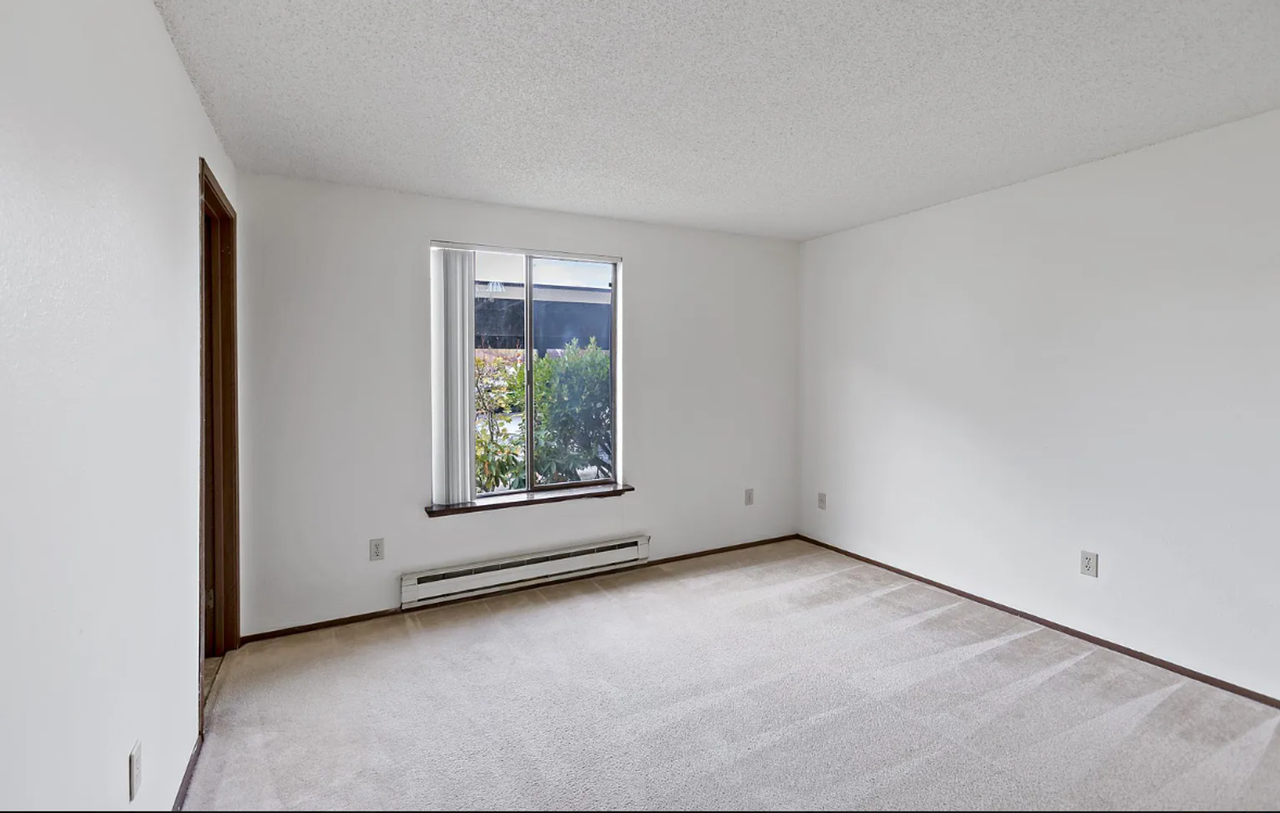 2564 Warner Ave #C - Photo 7 of 11