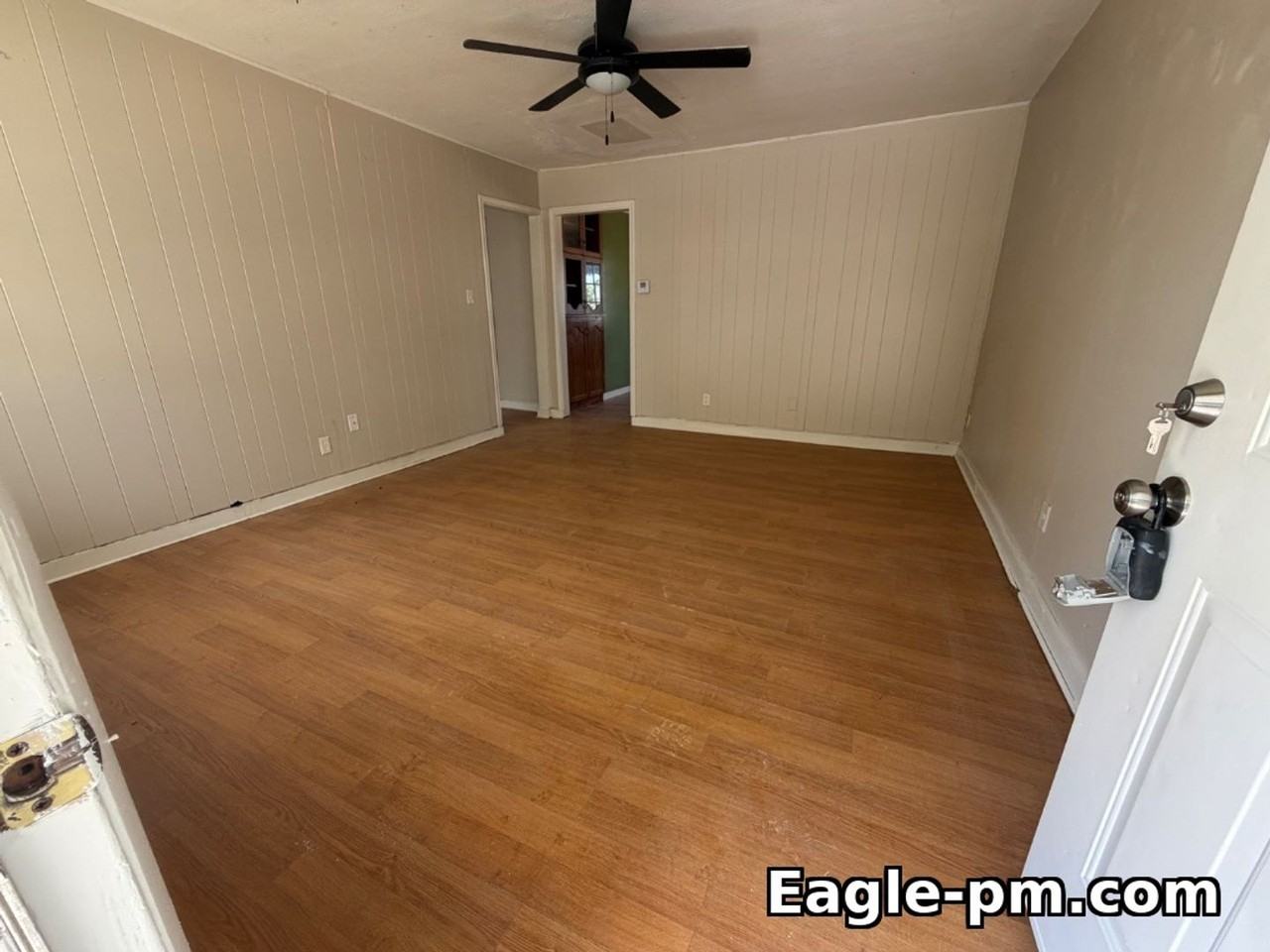 714 13th Ave Nw - Photo 2 of 7