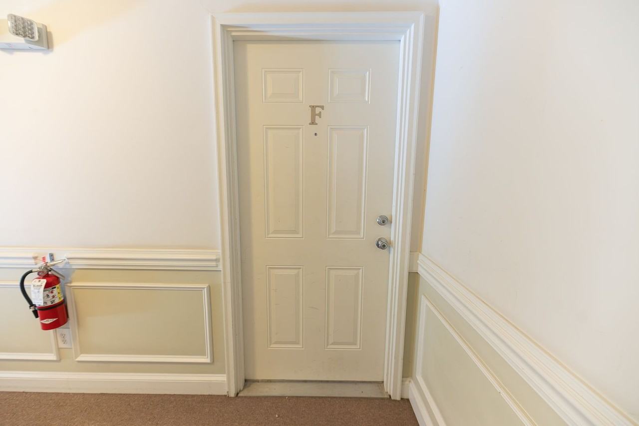 4703 Pennoak Ln Apt F - Photo 2 of 20