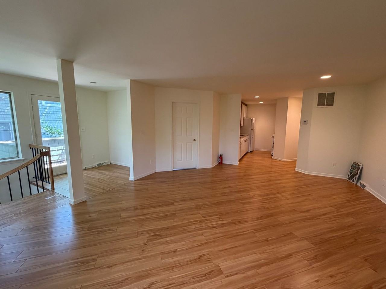 1250 Clifden Grn - Photo 6 of 28
