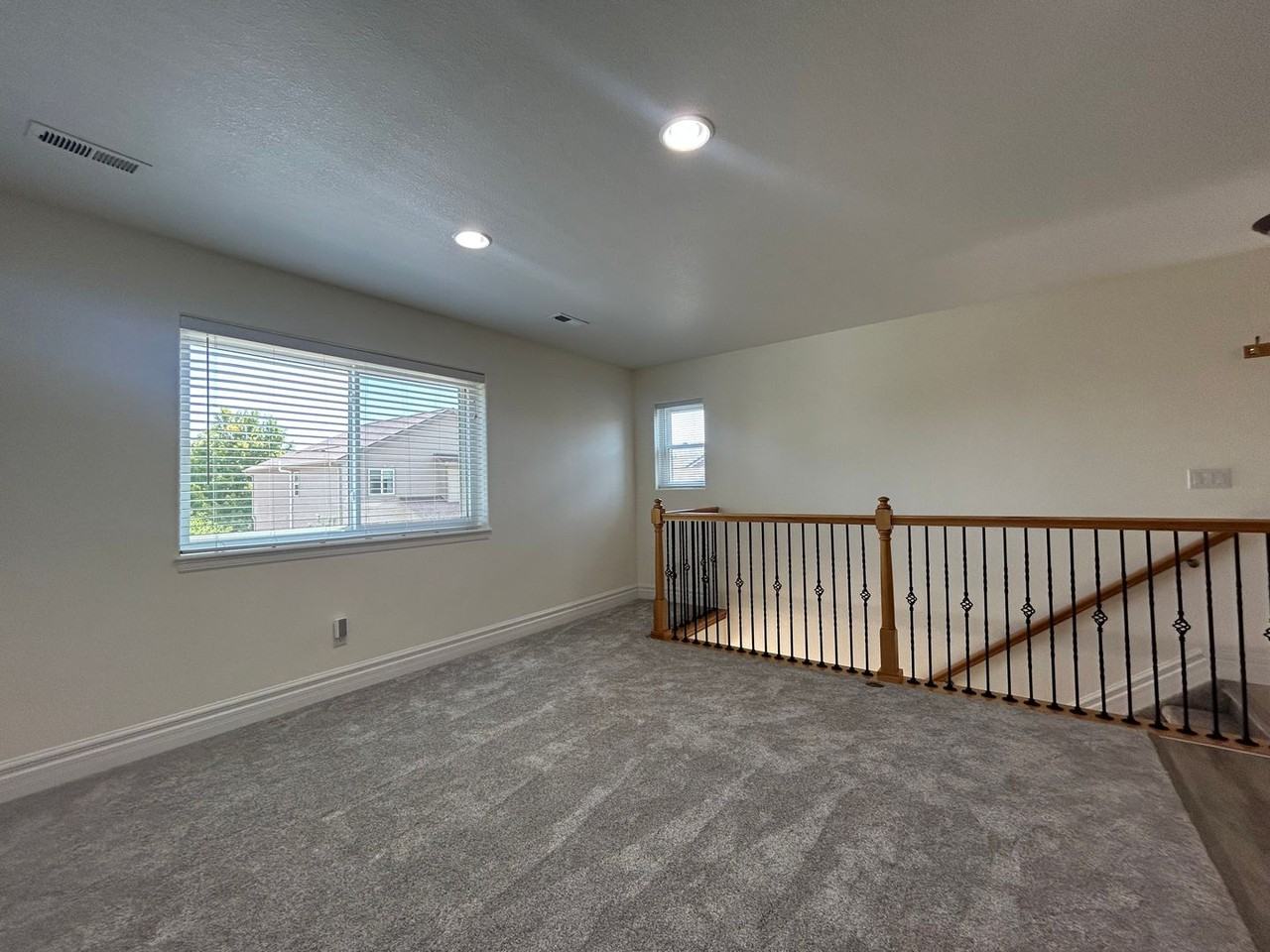9046 Shenandoah Ave - Photo 5 of 24