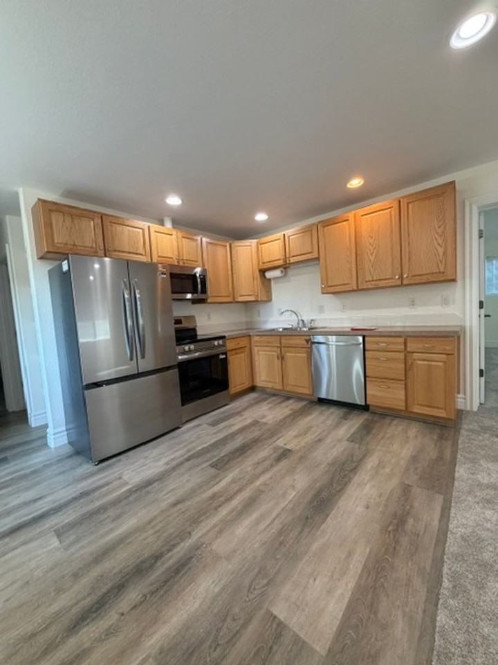 9046 Shenandoah Ave - Photo 6 of 24