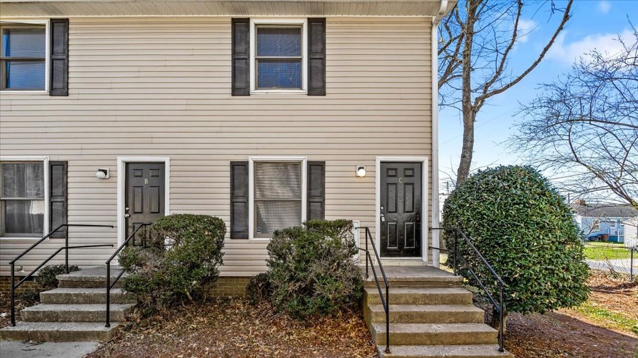 1628 Spring Garden St - Photo 2 of 19