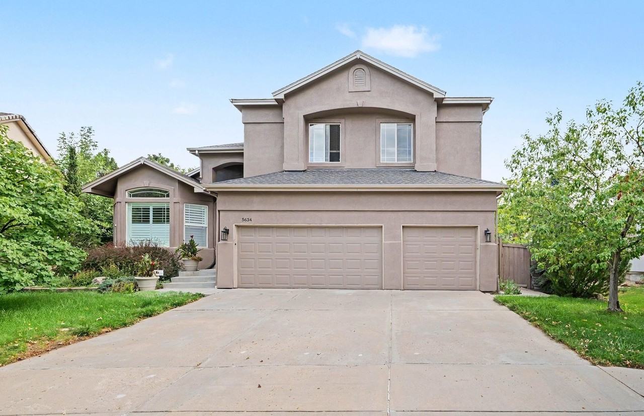 5634 W Ida Dr - Photo 2 of 22