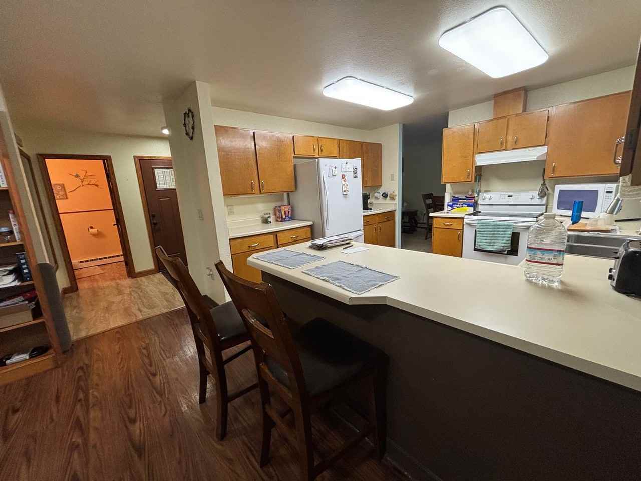 1249 Sutton Loop - Photo 4 of 23