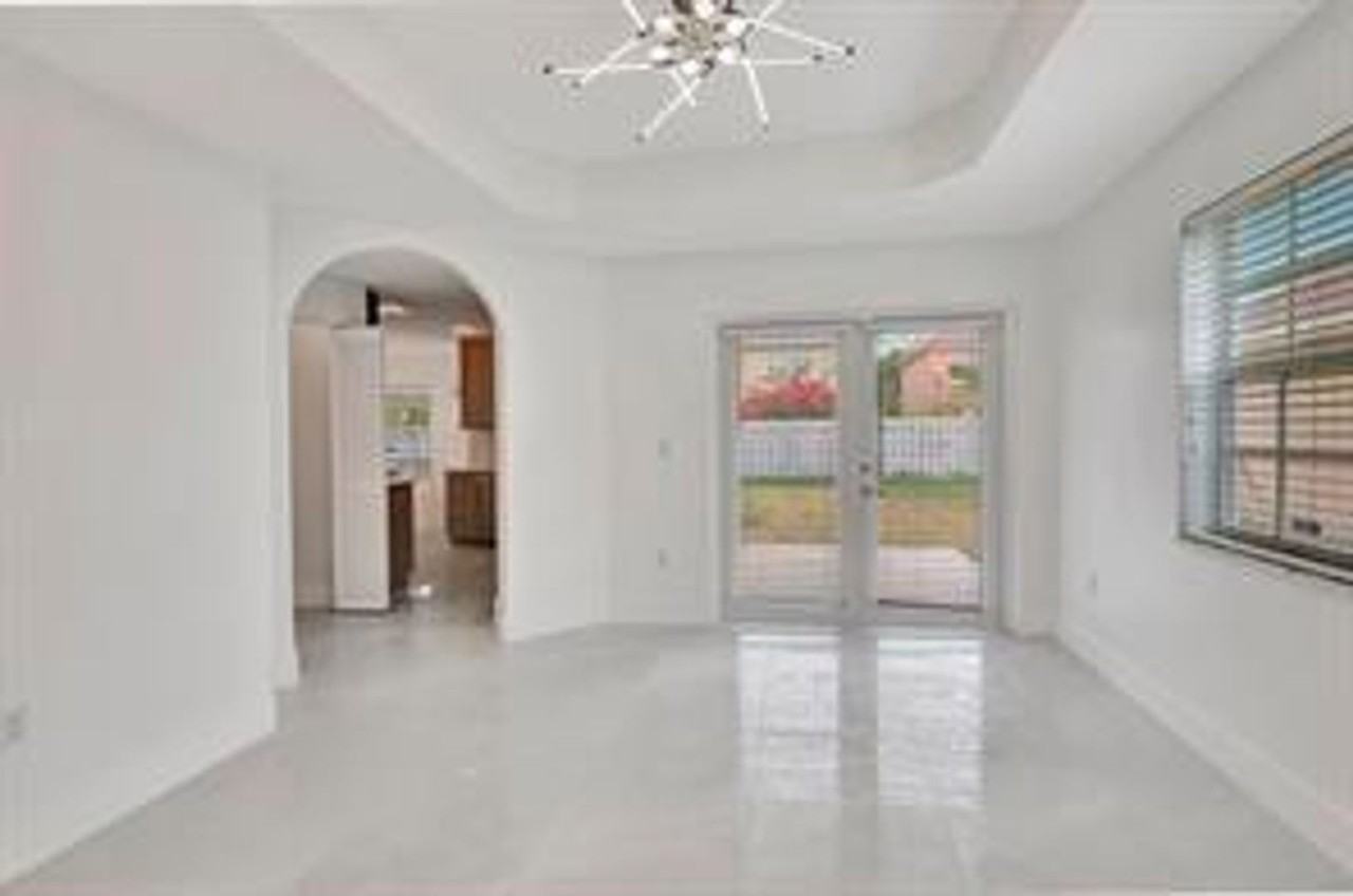 2410 Nw 137th Ter #2410 - Photo 7 of 22