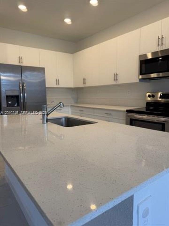 11875 Sw 241st St #0 - Photo 3 of 13