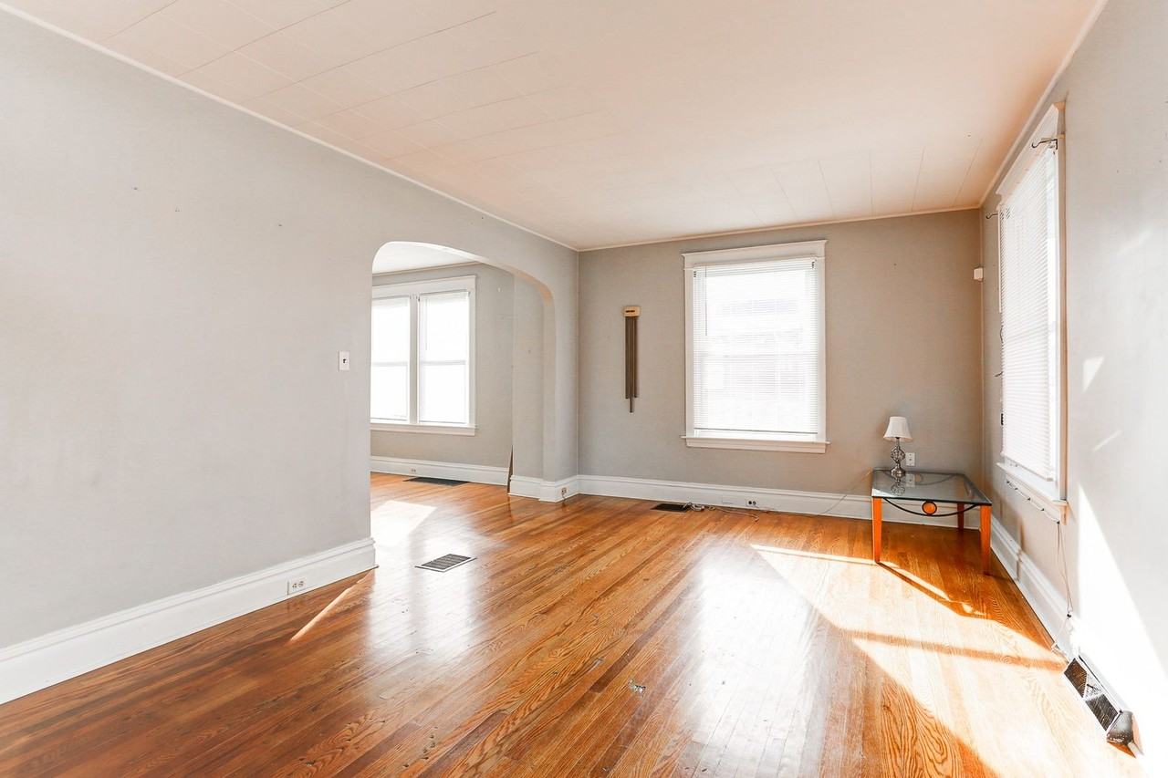 168 8th St - Photo 2 of 9