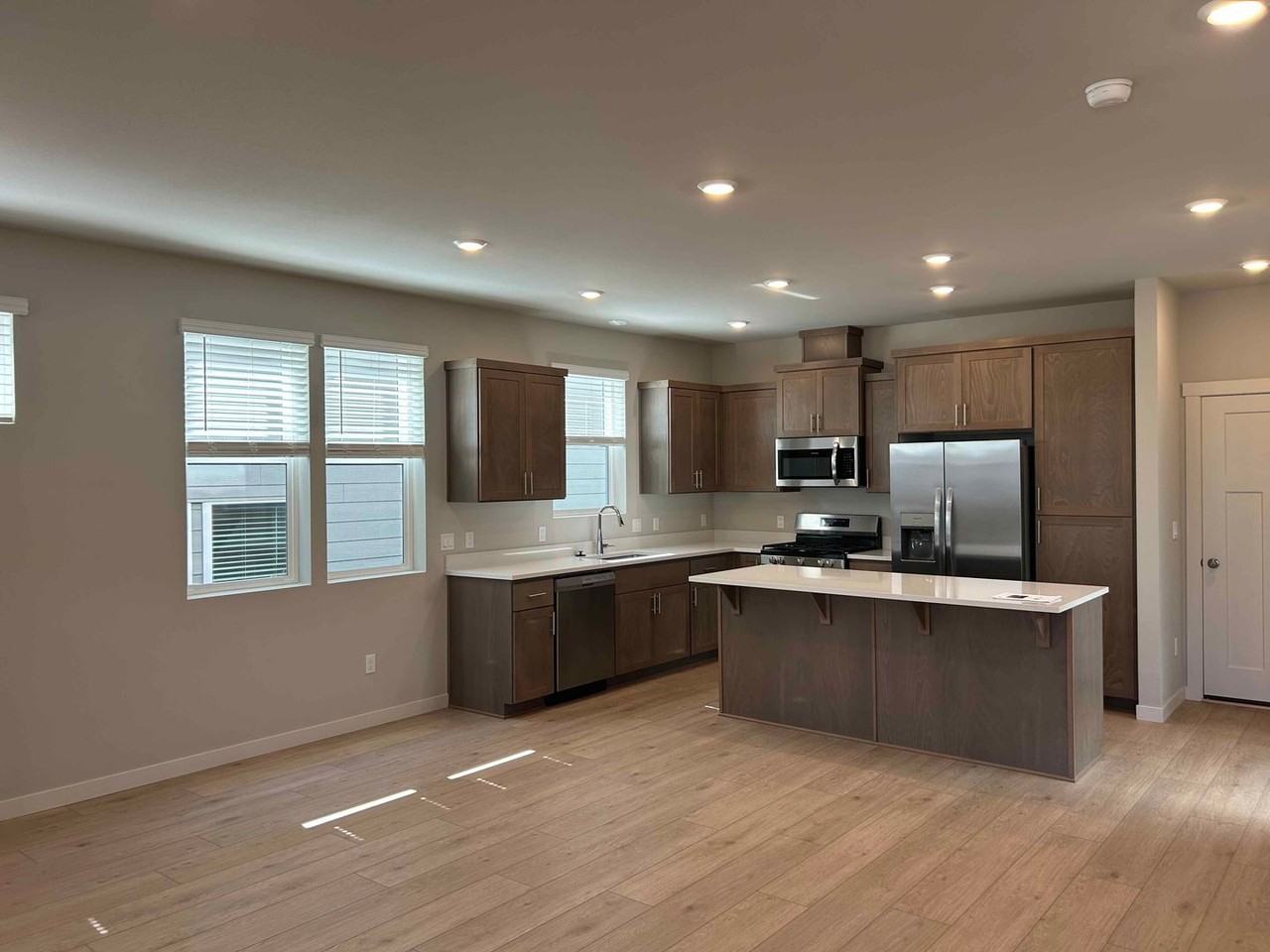 15271 Sw 168th Ave - Photo 5 of 39