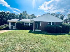 featured image of 5712 Kanawha Rd