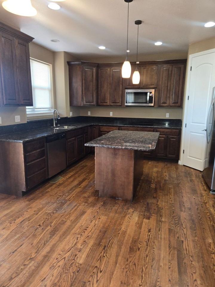 9400 Yucca Way - Photo 2 of 20