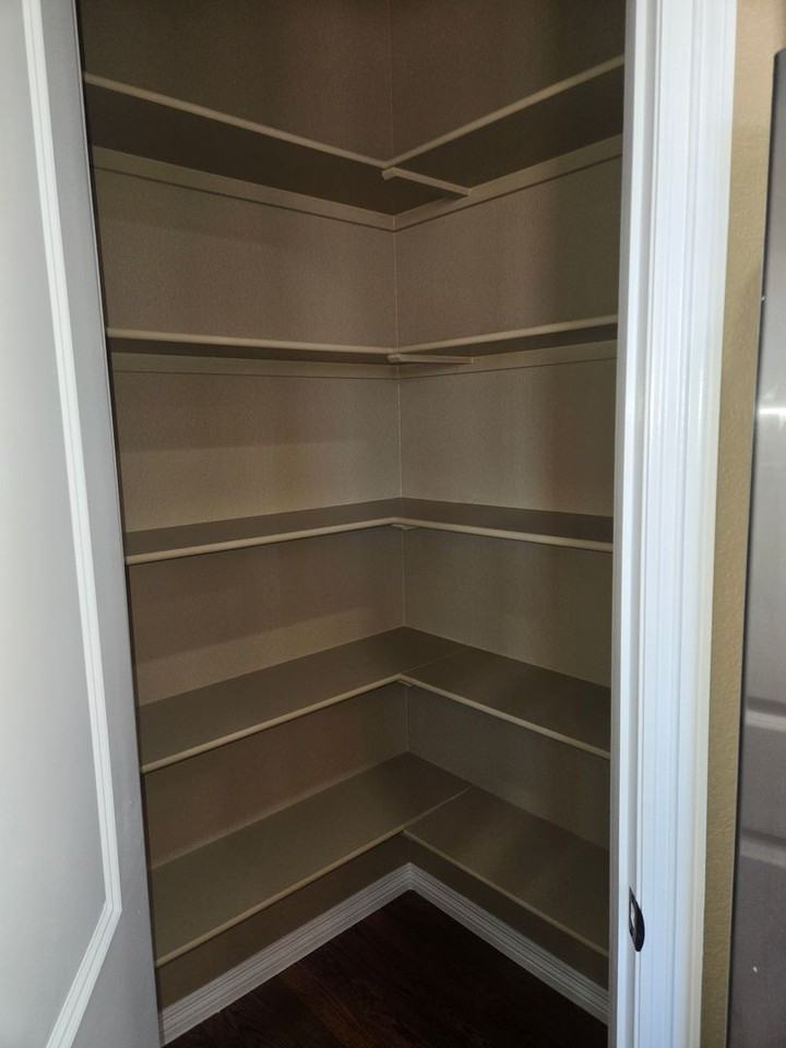 9400 Yucca Way - Photo 4 of 20