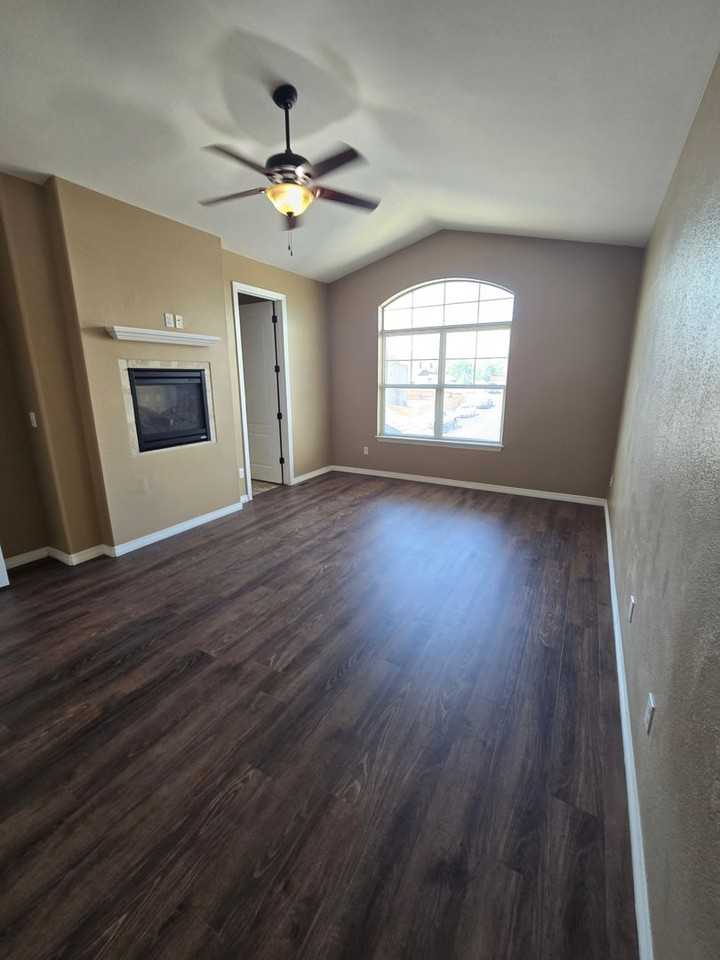 9400 Yucca Way - Photo 7 of 20