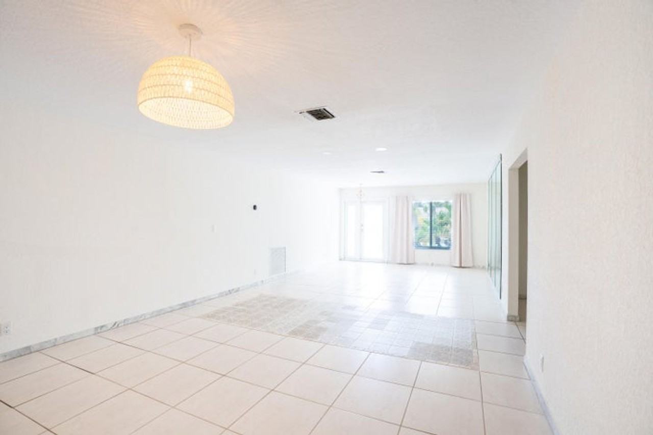 17 Se 8th Ter - Photo 3 of 18