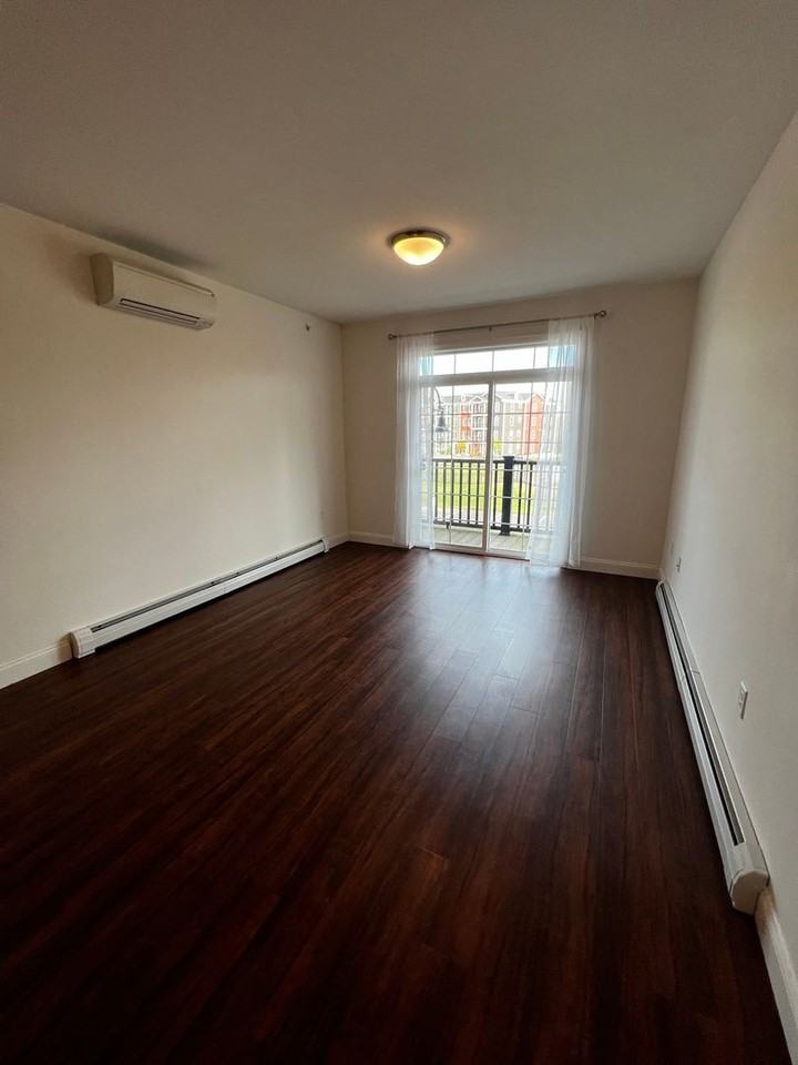 BCA - 181 Winterberry Lane - Photo 2 of 50