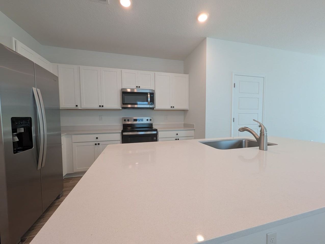 3217 Schoolmarm St - Photo 5 of 22