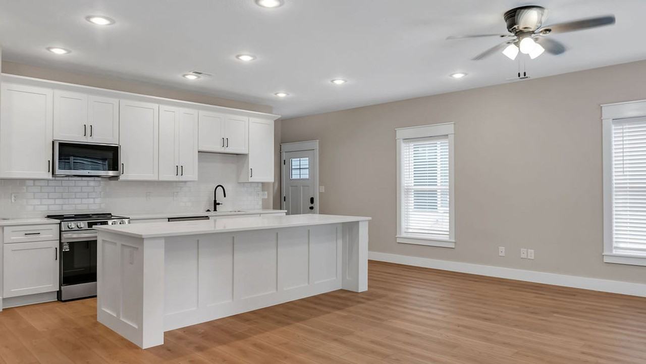 314 N Jefferson St #314 - Photo 4 of 48