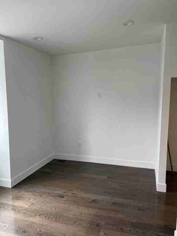 614 Edmond St - Photo 2 of 16