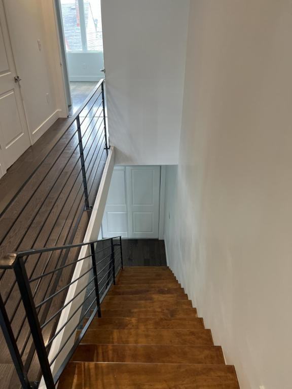 614 Edmond St - Photo 3 of 16