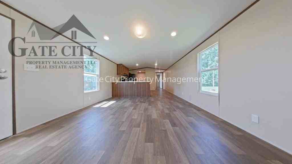 967 Gray Rd - Photo 4 of 13