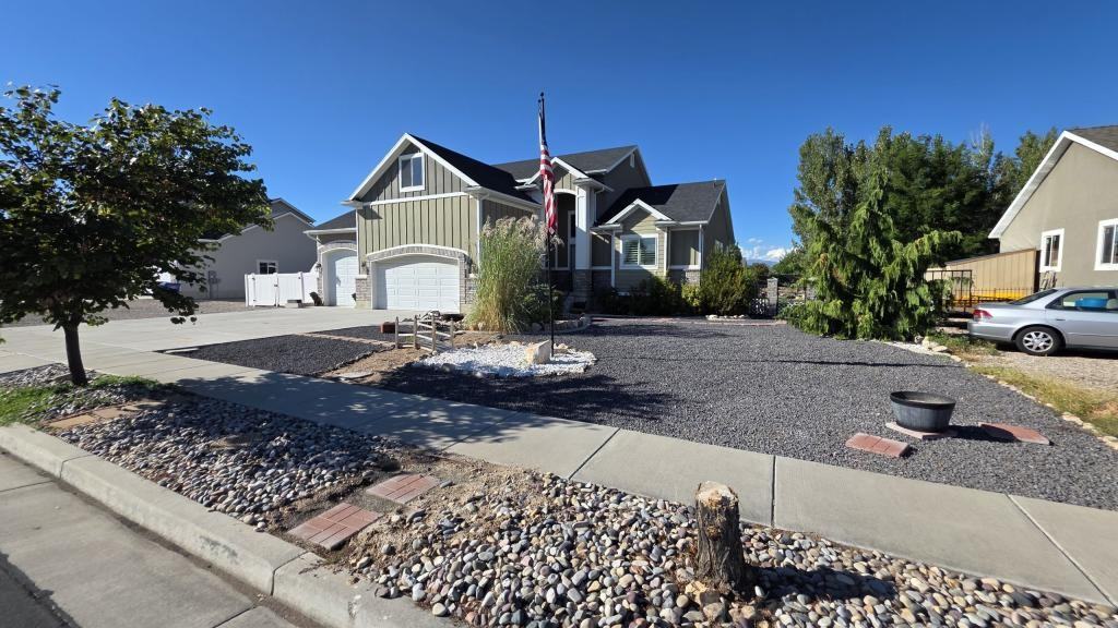 2744 W 3375 N - Photo 3 of 30