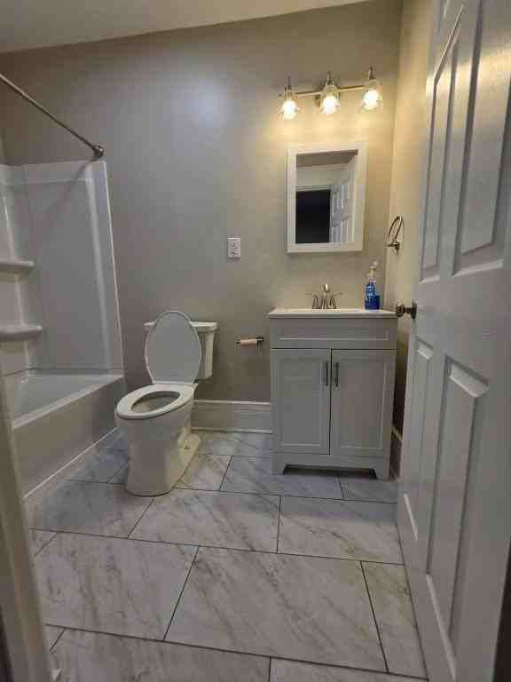 4 Mechanic St - Photo 5 of 12
