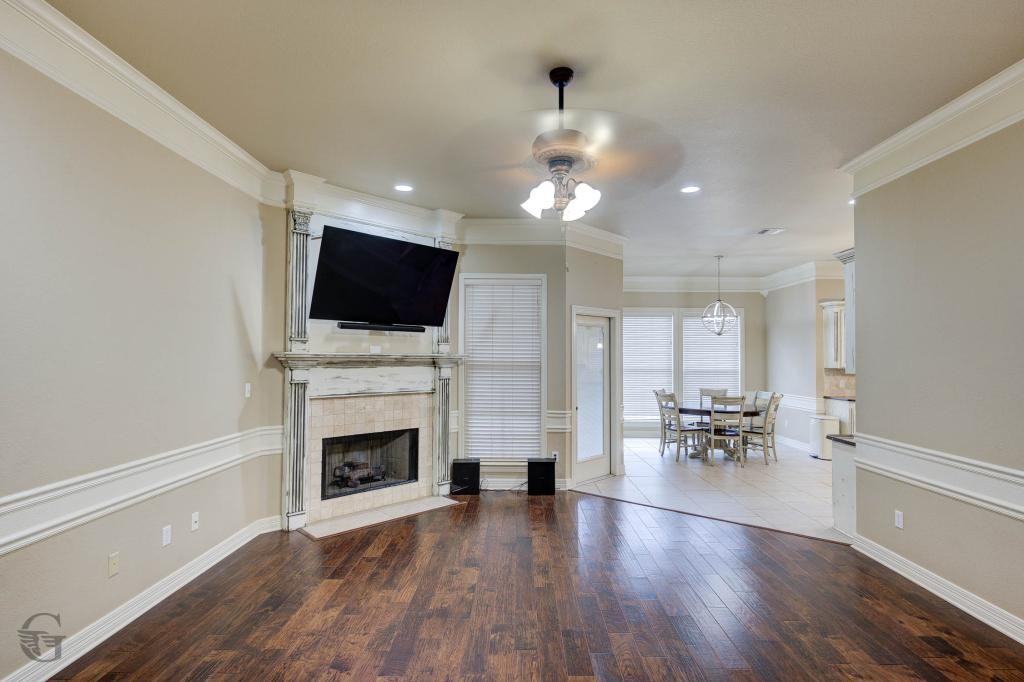 830 Entrada St - Photo 4 of 25