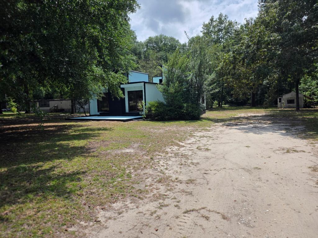 2824 W Black Creek Rd - Photo 3 of 17