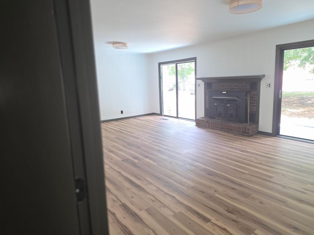 2824 W Black Creek Rd - Photo 5 of 17