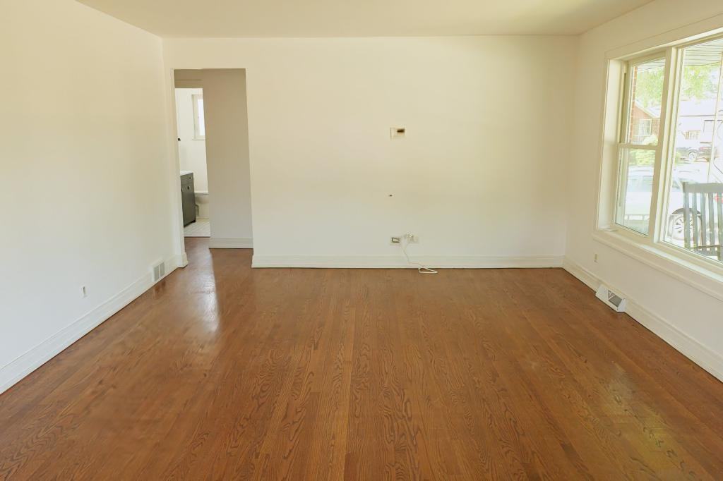 9944 Cook Ave - Photo 5 of 24