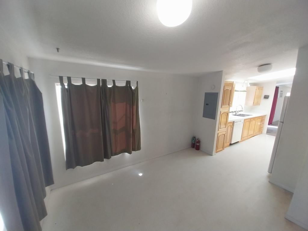 1831 E Cornwall Rd - Photo 4 of 30