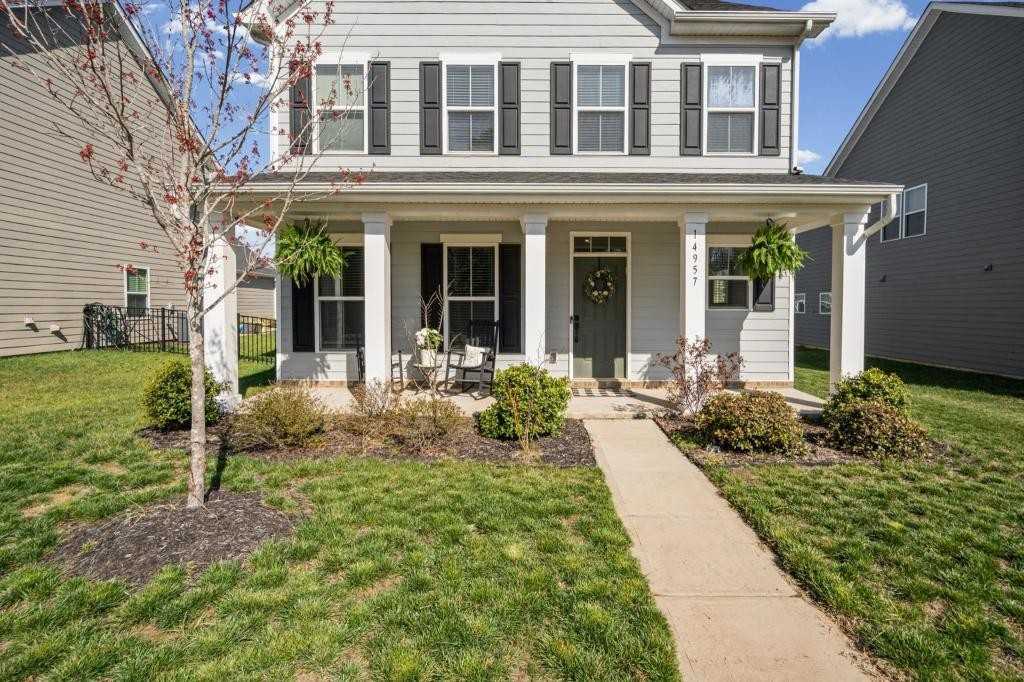 14957 Holbrooks Rd - Photo 3 of 26