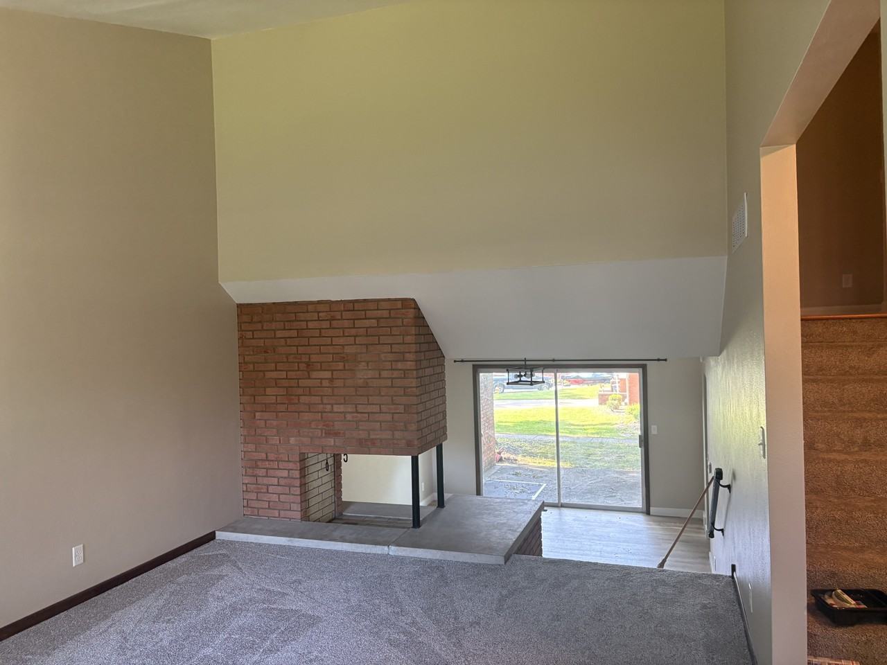 2724 34th St - Photo 3 of 5